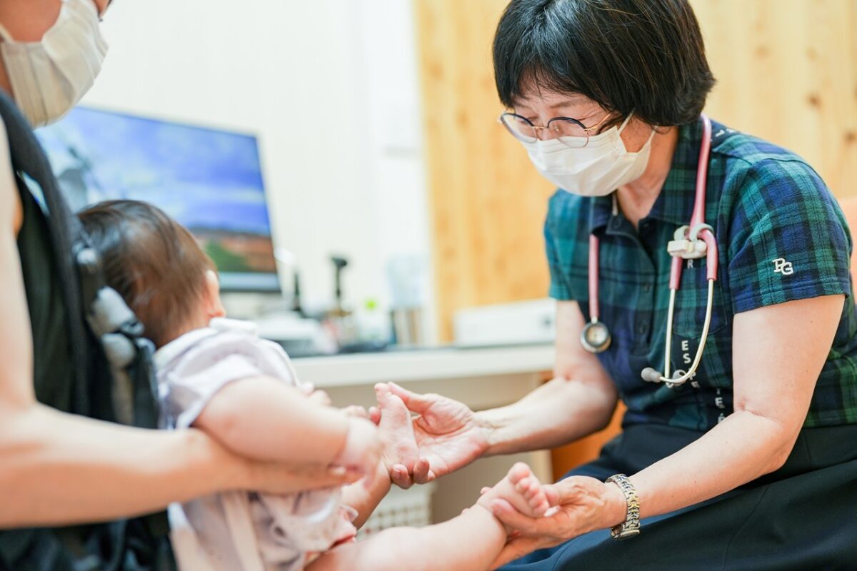 １０ヶ月児健康診査（当院にて実施）